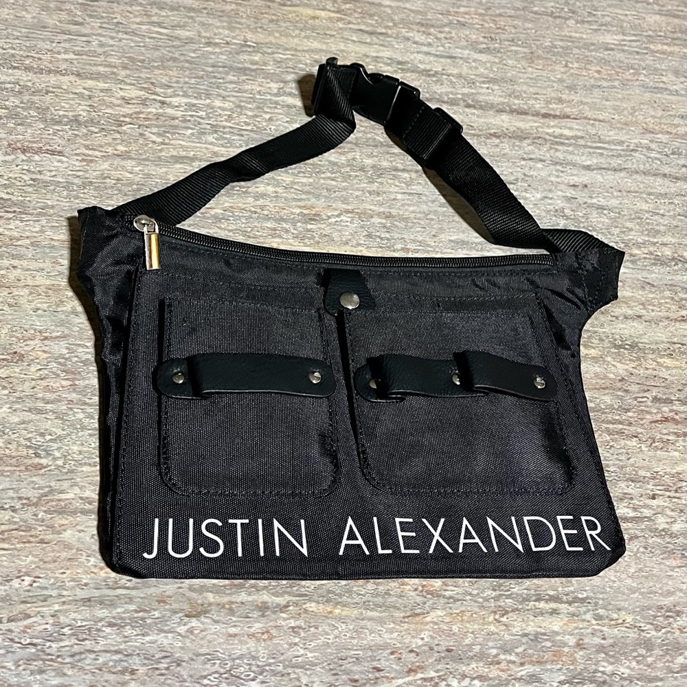 NWOT Justin Alexander makeup/ brush Fanny pack